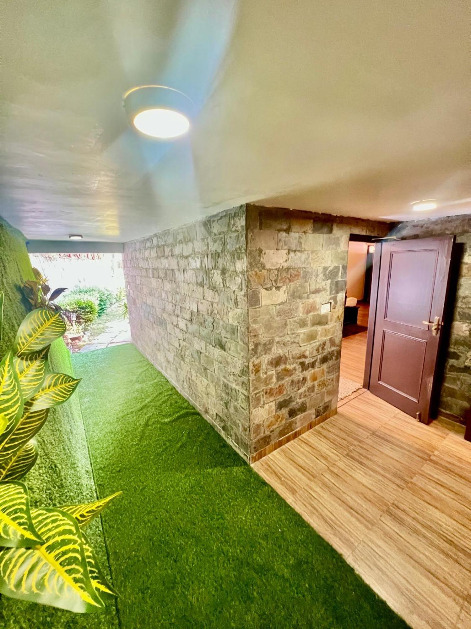 Sea Hawk - Luxury Hill Resort 4 Mins From Bhimtal Lake Exterior foto