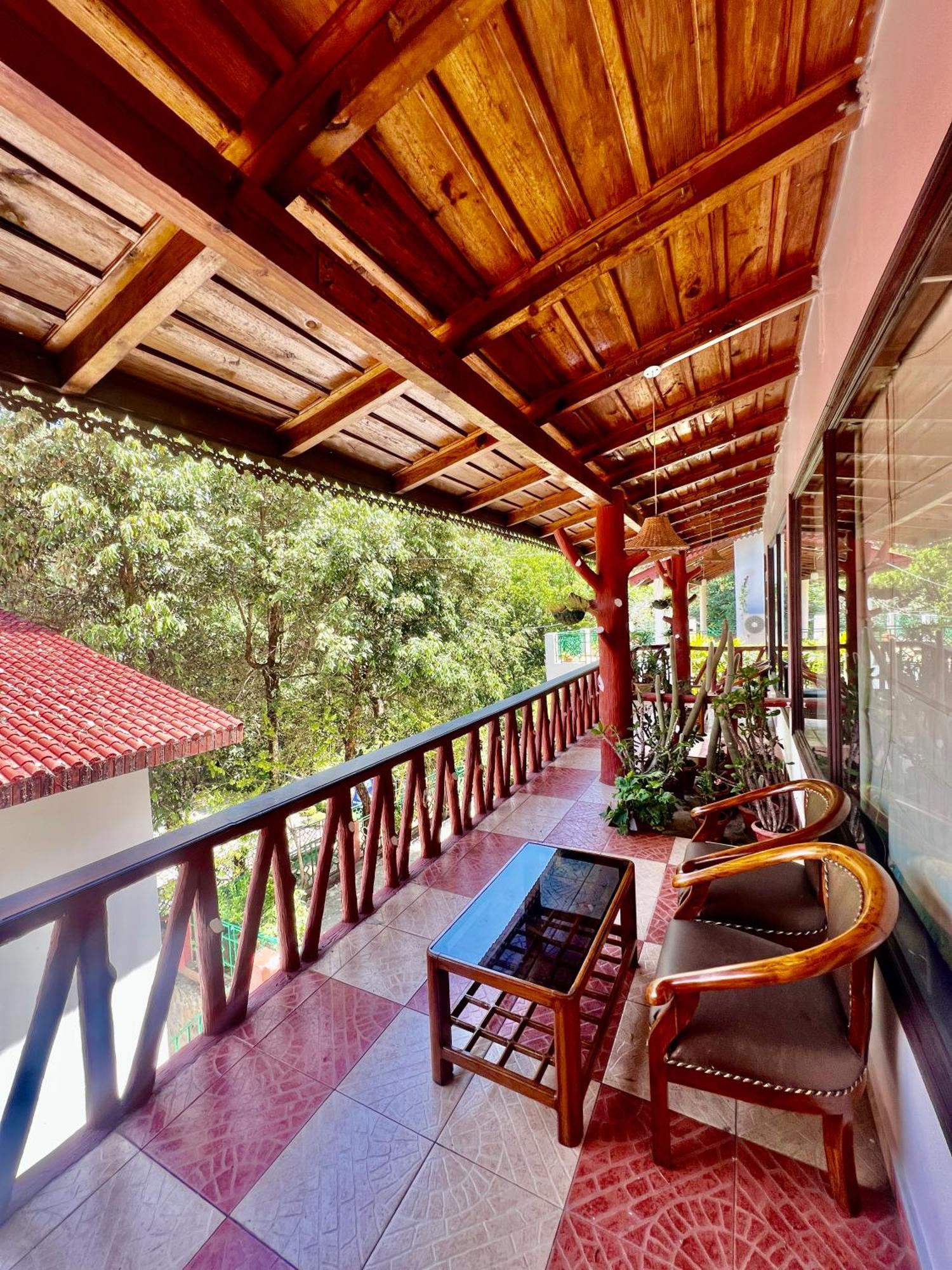 Sea Hawk - Luxury Hill Resort 4 Mins From Bhimtal Lake Exterior foto