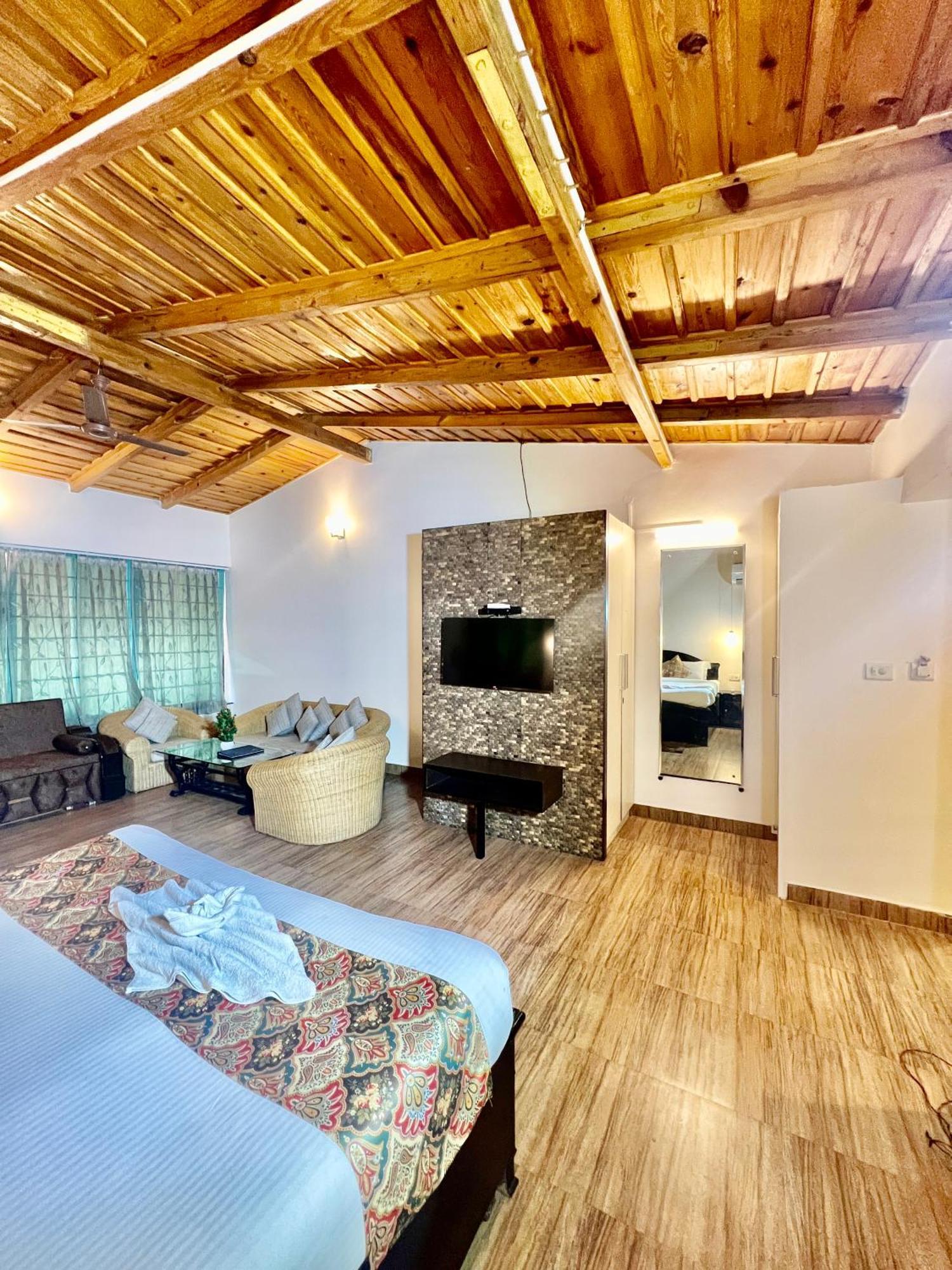 Sea Hawk - Luxury Hill Resort 4 Mins From Bhimtal Lake Exterior foto