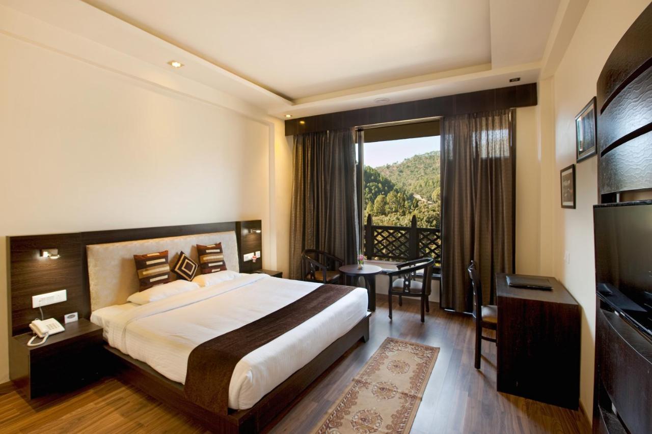 Sea Hawk - Luxury Hill Resort 4 Mins From Bhimtal Lake Exterior foto