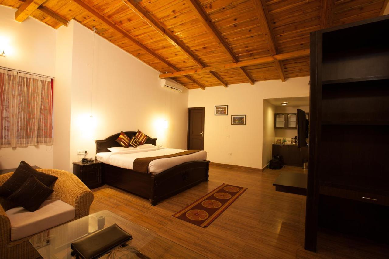 Sea Hawk - Luxury Hill Resort 4 Mins From Bhimtal Lake Exterior foto